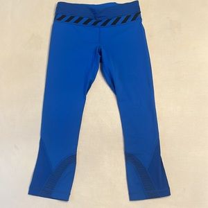 Lululemon Run: Inspire Crop II Mini Hyper Stripe Baroque Blue / Apex Stripe